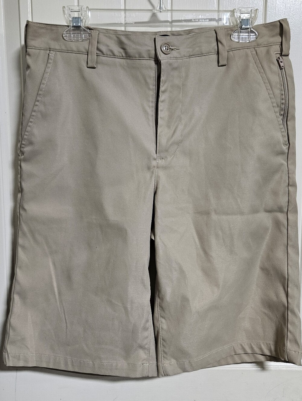 NWOT Lands' End Khaki Shorts